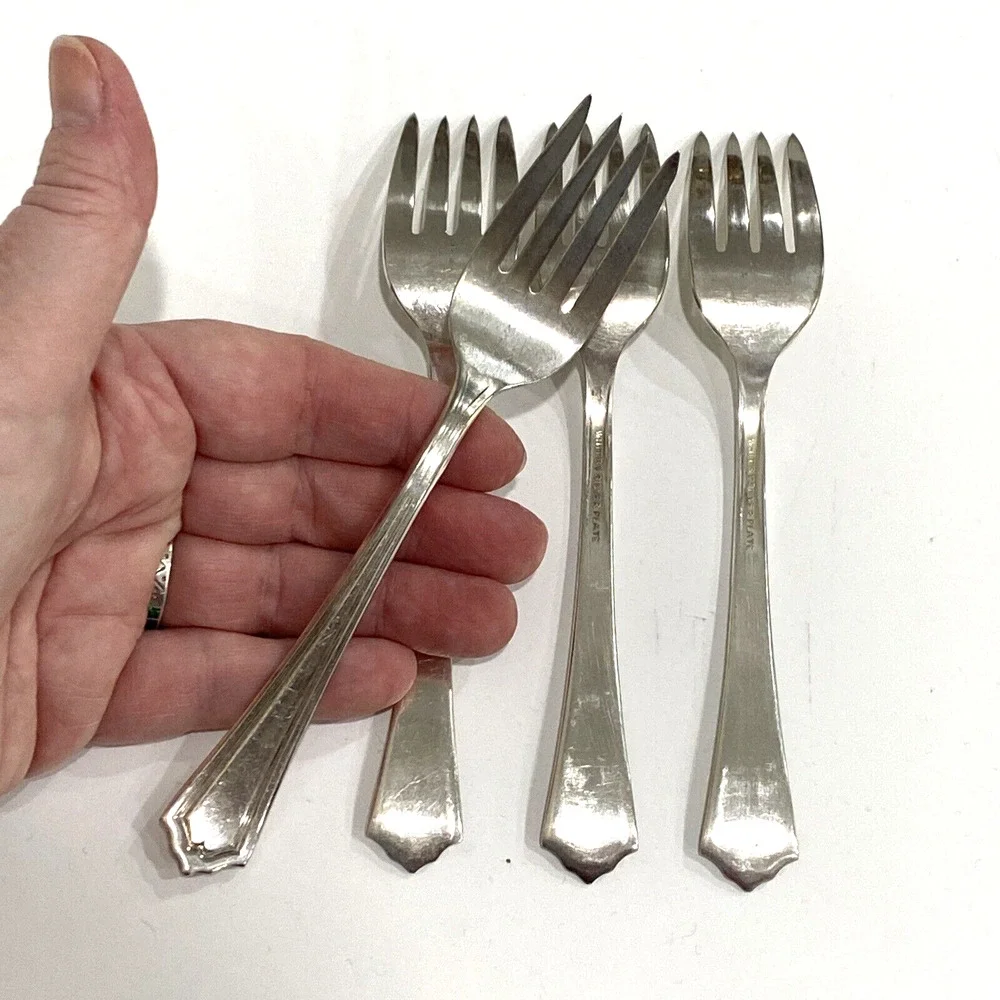 Vintage Whitby silverplate individual salad / dessert forks set of 4 circa 1931